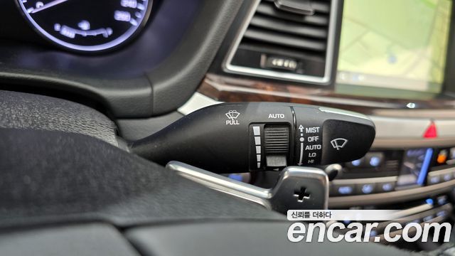 Hyundai Genesis 2016 — photo 18