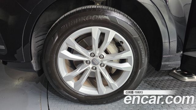Audi Q7 2019 — photo 5