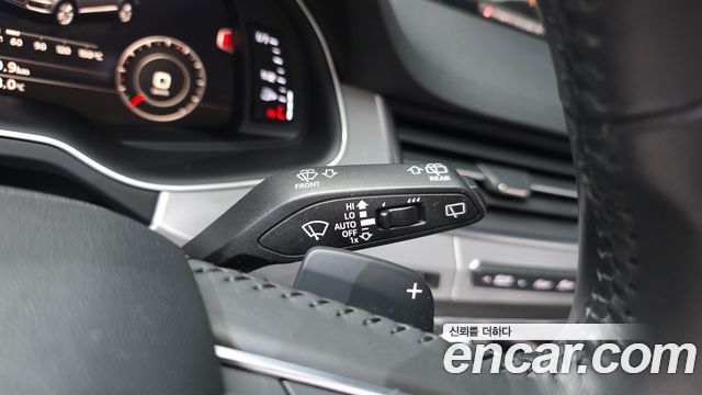 Audi Q7 2019 — photo 14