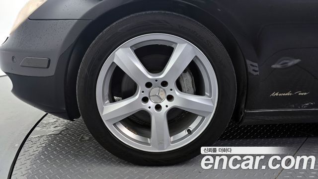 Mercedes-Benz CLS-Class 2005 — photo 5