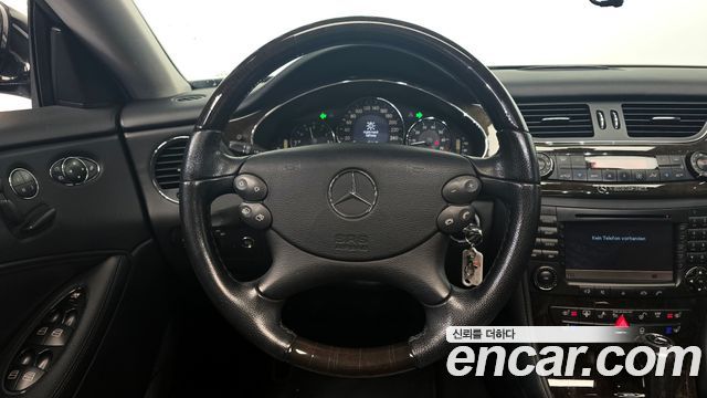 Mercedes-Benz CLS-Class 2005 — photo 13