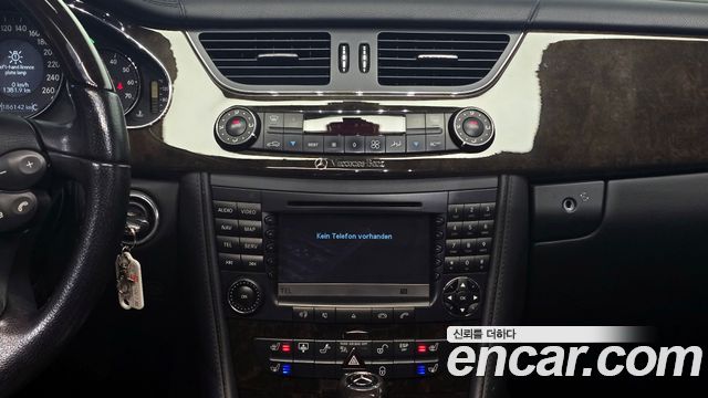 Mercedes-Benz CLS-Class 2005 — photo 15