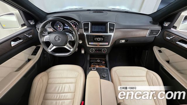 Mercedes-Benz GL-Class 2015 — photo 7