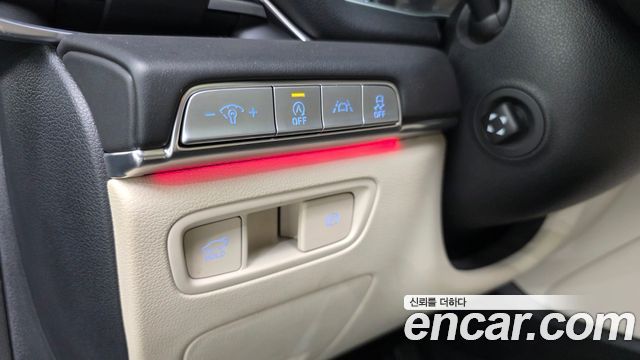 Genesis GV80 2020 — photo 13