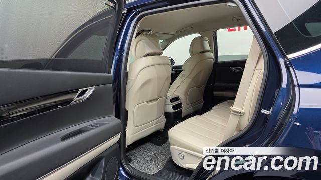 Genesis GV80 2020 — photo 17