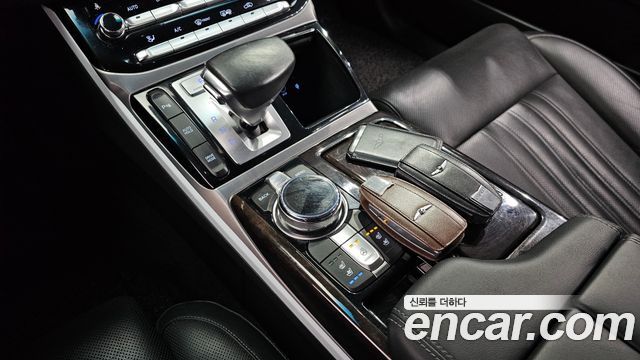 Genesis EQ900 2017 — photo 9