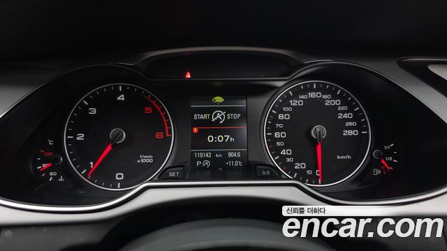 Audi A4 2016 — photo 8