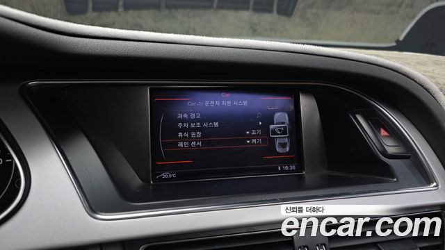 Audi A4 2016 — photo 17