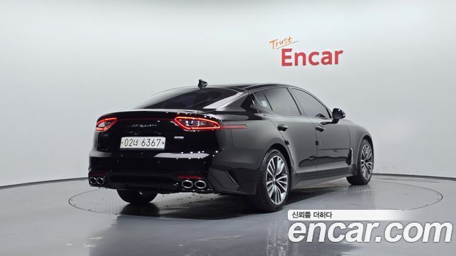 Kia Stinger 2018 — photo 2
