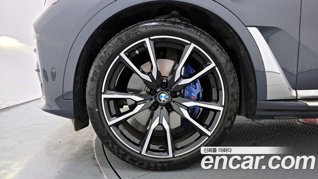 BMW X7 2022 — photo 5
