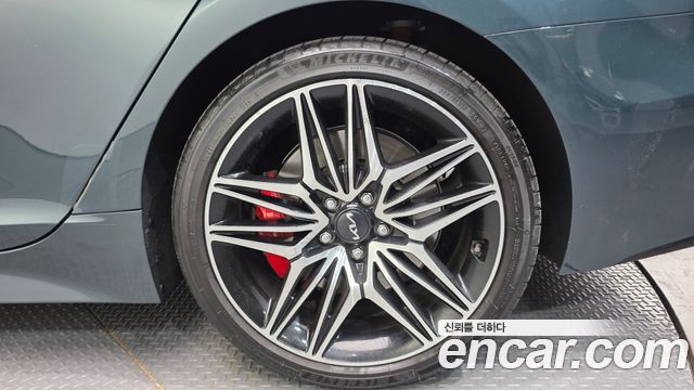 Kia Stinger 2023 — photo 5