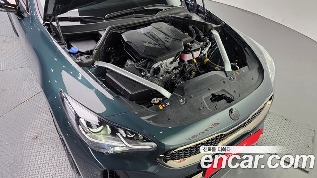 Kia Stinger 2023 — photo 6