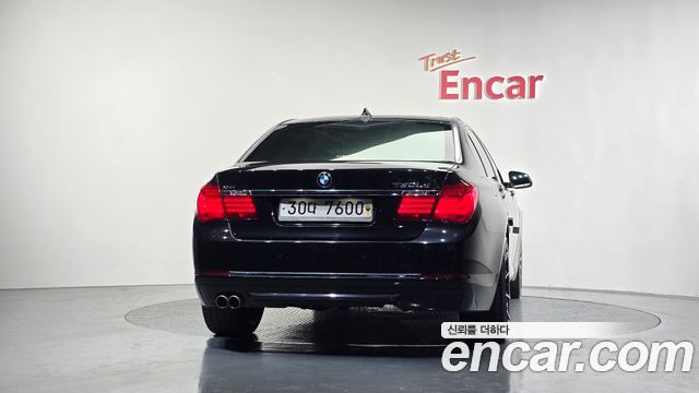 BMW 7-Series 2013 — photo 4