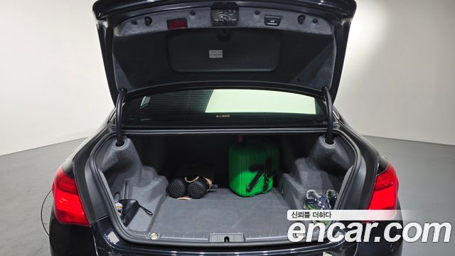 BMW 7-Series 2013 — photo 20