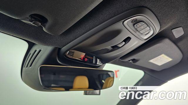 Volvo XC40 2021 — photo 18