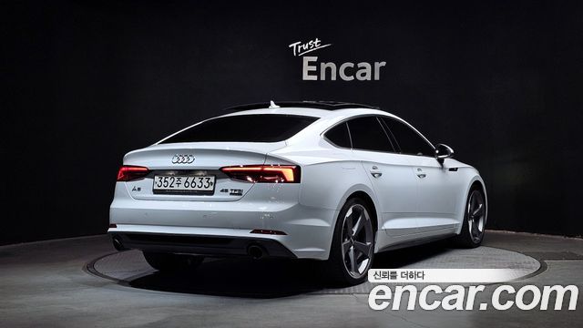 Audi A5 2019 — photo 2