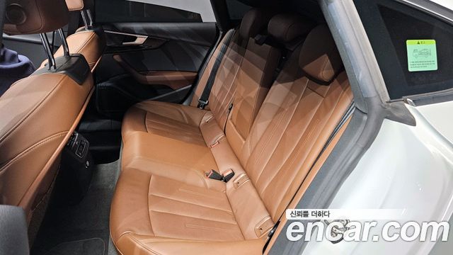 Audi A5 2019 — photo 12