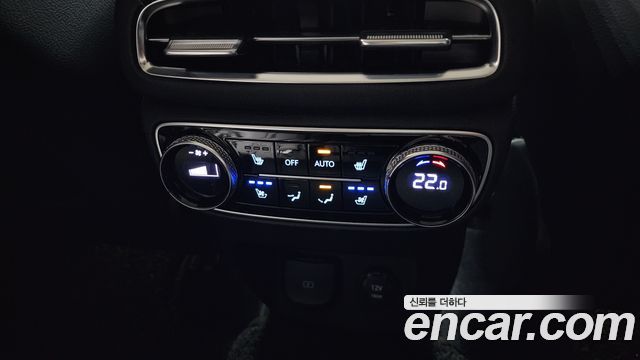 Genesis GV80 2020 — photo 19
