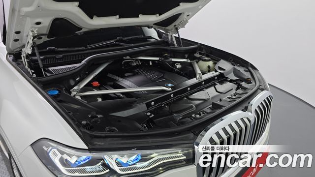 BMW X7 2022 — photo 6