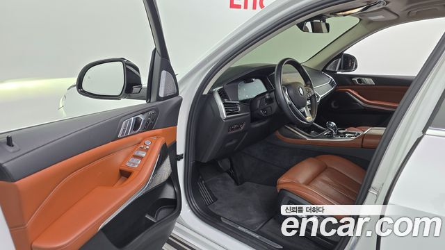 BMW X7 2022 — photo 10