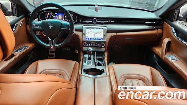 Maserati Quattroporte 2016 — photo 7