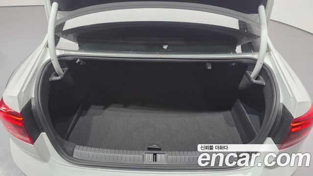 Volkswagen Passat 2022 — photo 20