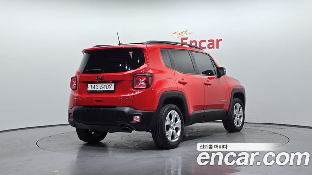 Jeep Renegade 2019 — photo 2