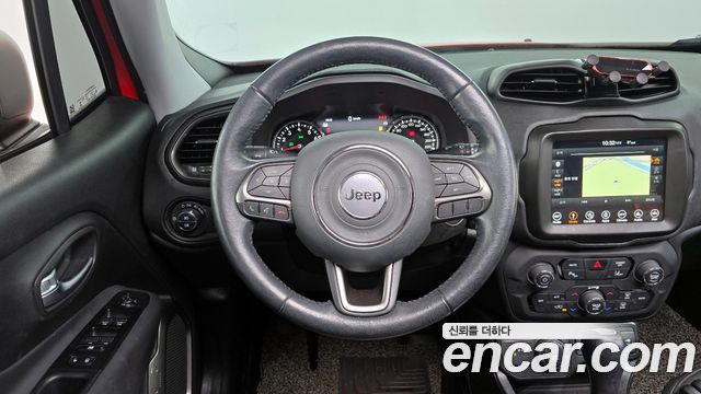 Jeep Renegade 2019 — photo 13