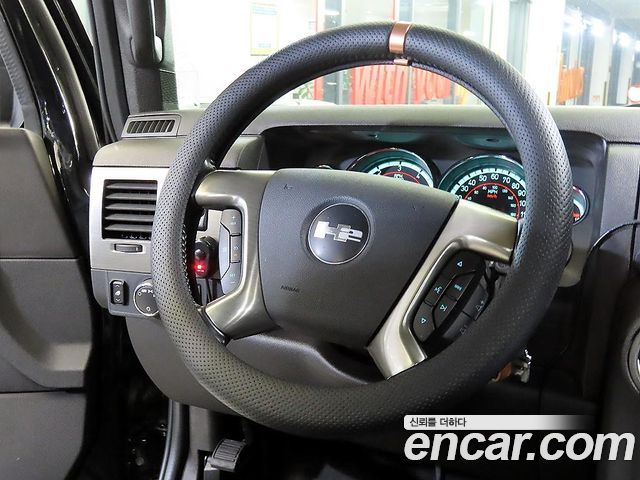Hummer H2 2008 — photo 8