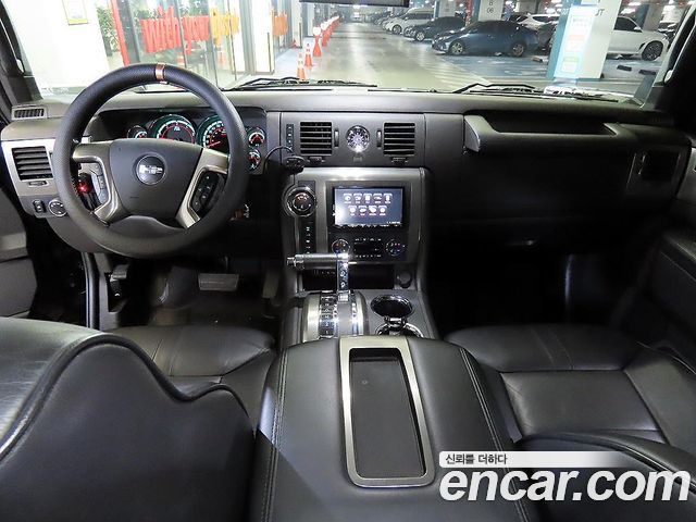 Hummer H2 2008 — photo 10