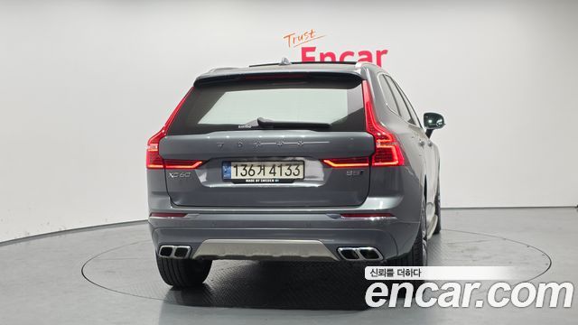 Volvo XC60 2021 — photo 4