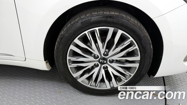 Kia K7 2020 — photo 5