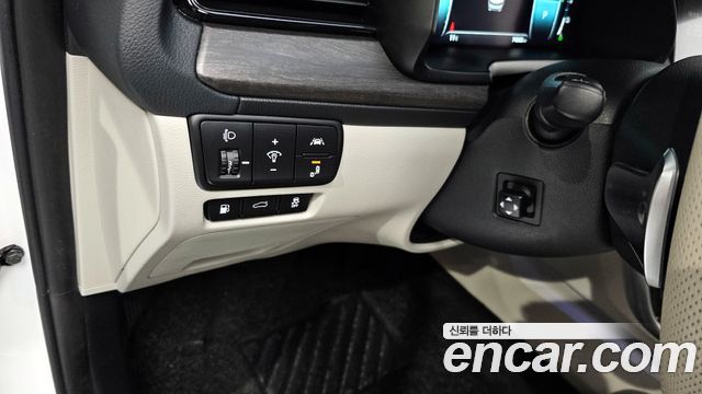 Kia K7 2020 — photo 17