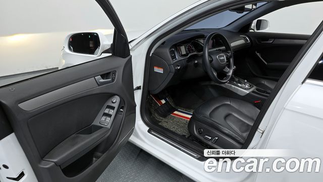 Audi A4 2015 — photo 10