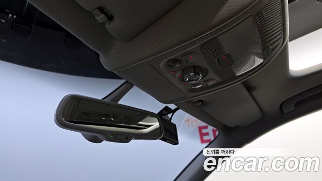Audi A4 2015 — photo 18