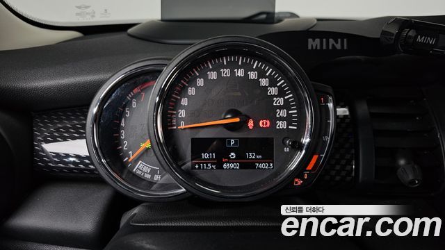 Mini Cooper 2019 — photo 7