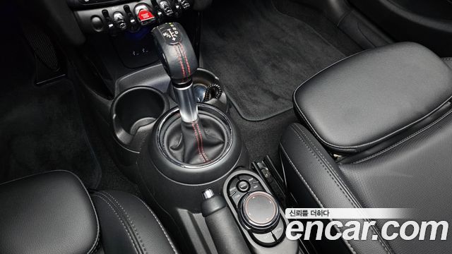 Mini Cooper 2019 — photo 8