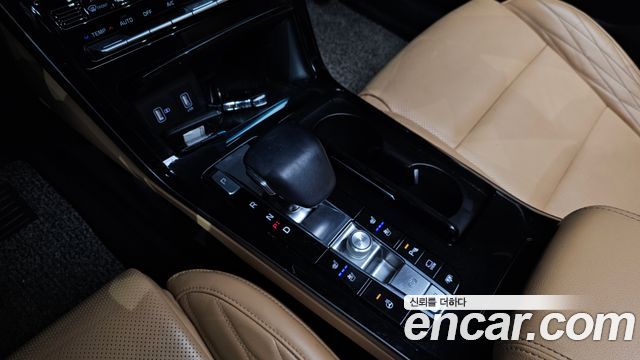 Kia K7 2020 — photo 9