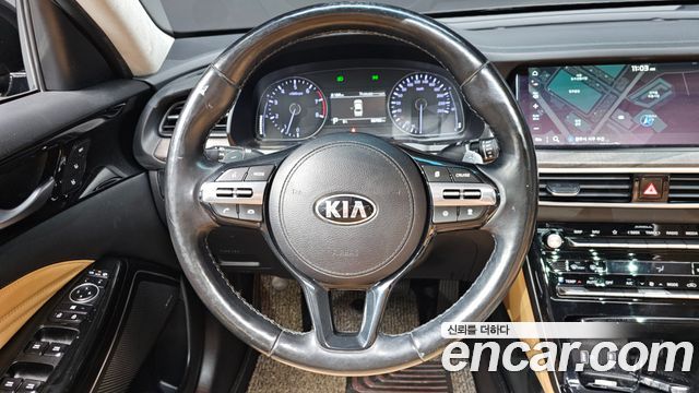 Kia K7 2020 — photo 13