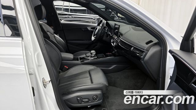 Audi A4 2020 — photo 11