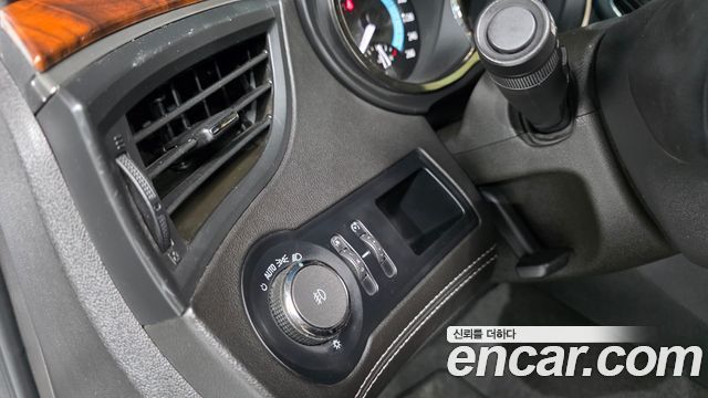 Chevrolet Korea Alpheon 2011 — photo 14