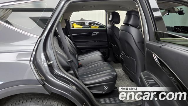 Genesis GV80 2020 — photo 12