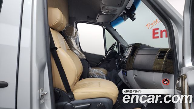 Mercedes-Benz Sprinter 2014 — photo 11