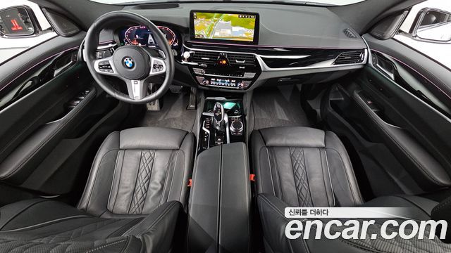 BMW Gran Turismo 2024 — photo 7