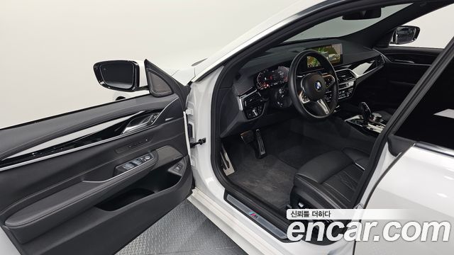 BMW Gran Turismo 2024 — photo 10