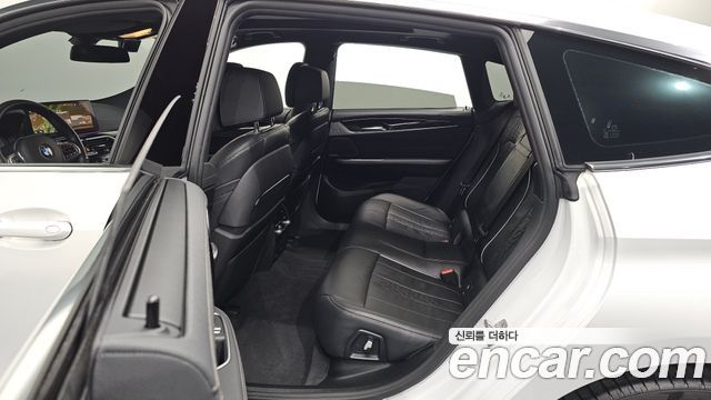 BMW Gran Turismo 2024 — photo 11