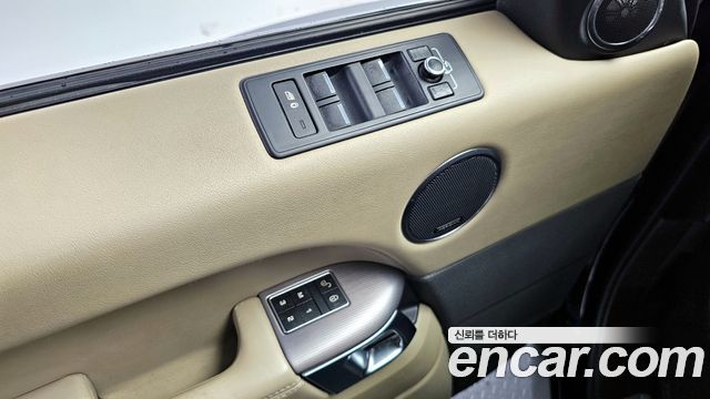 Land Rover Range Rover Sport 2015 — photo 17