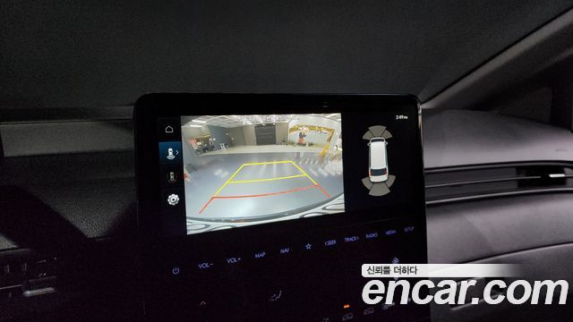Hyundai Staria 2025 — photo 15