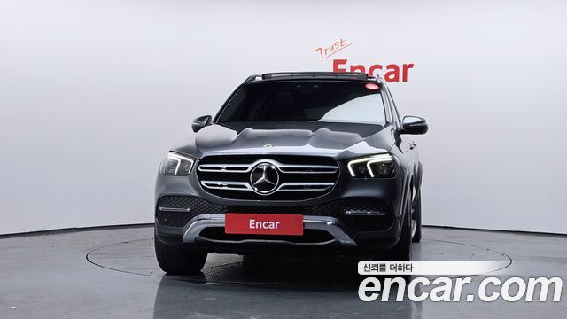 Mercedes-Benz GLE-Class 2021 — photo 3