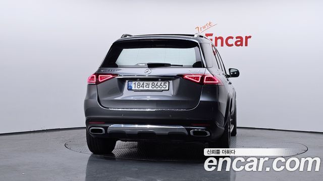 Mercedes-Benz GLE-Class 2021 — photo 4